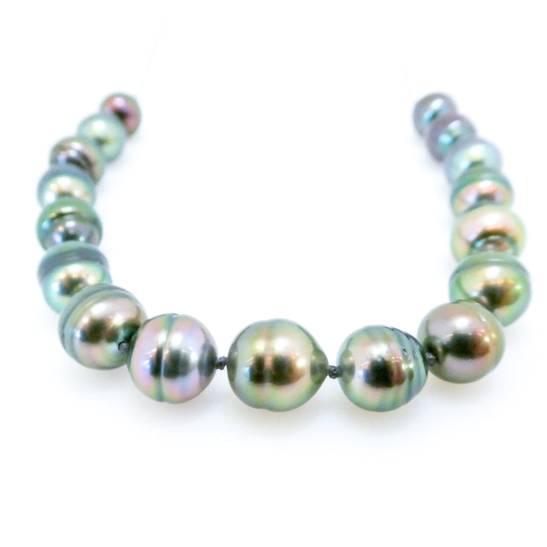 14 Karat White Gold Tahitian Pearl Necklace